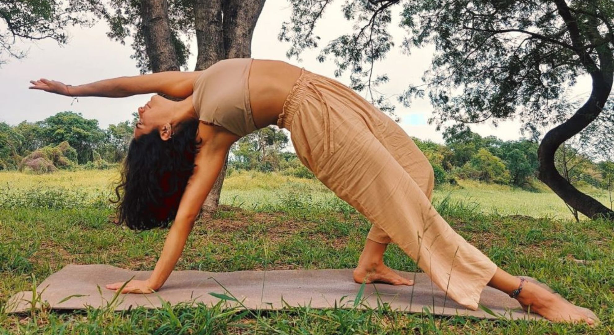 TANTRA YOGA  - blog de bienestar - aguru yoga cancun mexico